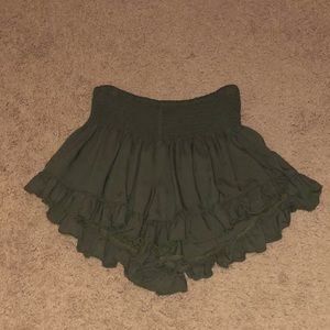 Hollister flowy shorts